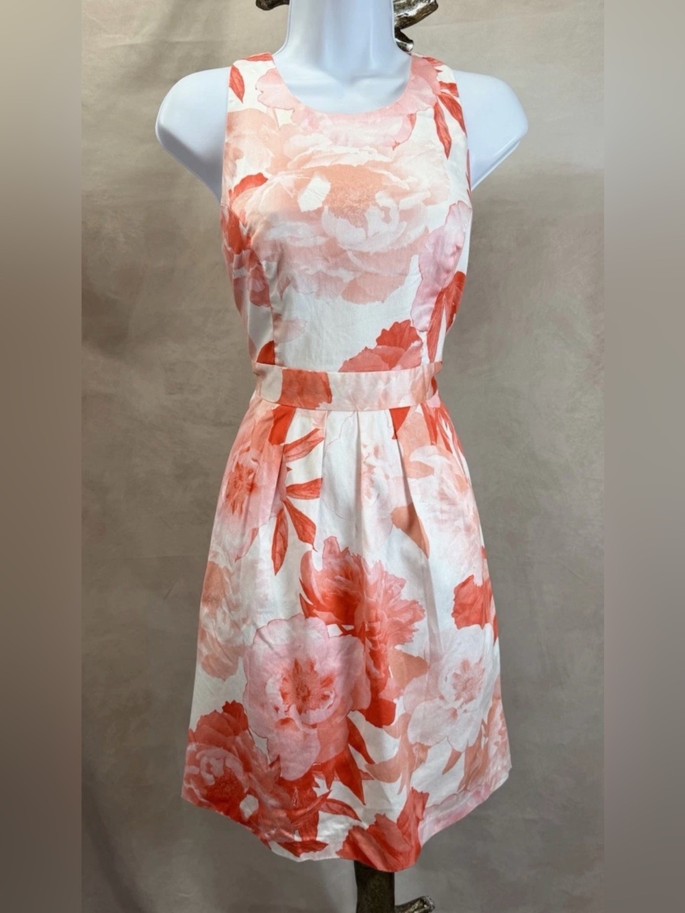 I.N.C. International Concepts White & Bright Coral Floral Halter Dress Size 4
